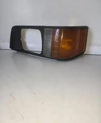 Mitsubishi L300, Cosmos Front indicator light 0411760L