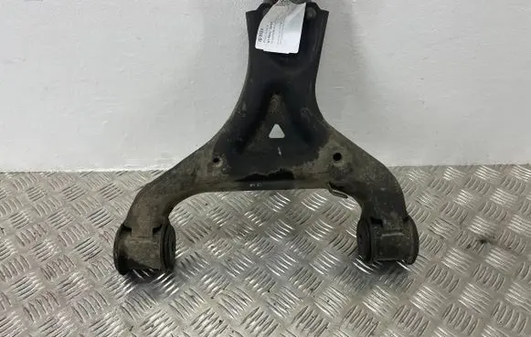 Mercedes-Benz Vito Viano W447 Front lower control arm/wishbone 284294
