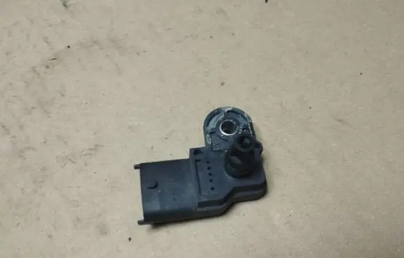 Honda CR-V Air pressure sensor 0281006118