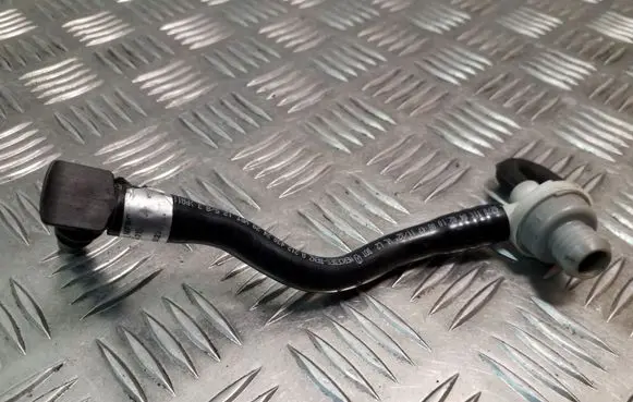 Mercedes-Benz E W212 Vacuum line/pipe/hose A2124302429