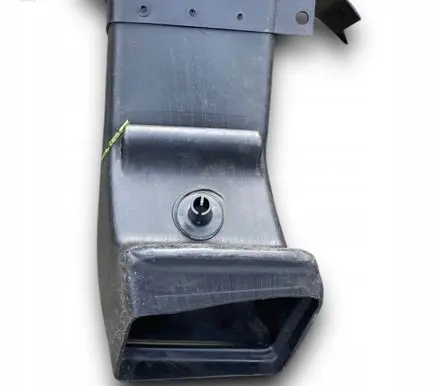 BMW 7 E38 Air intake duct part BMW8125967