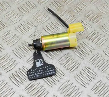 Lexus LS 430 Fuel cap release pull handle 0526005031 8549050020