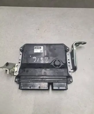Toyota Prius (XW30) Engine control unit/module 8966147200 2754008762