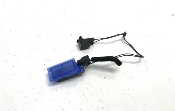 Hyundai i20 (BC3 BI3) Glove box light 