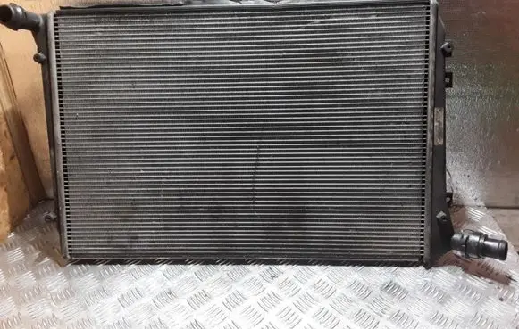 Audi A3 S3 8P Coolant radiator 1K0121251AL