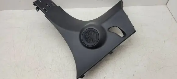 Dodge Durango (D)pillar trim (top) 6DF22DX9AA