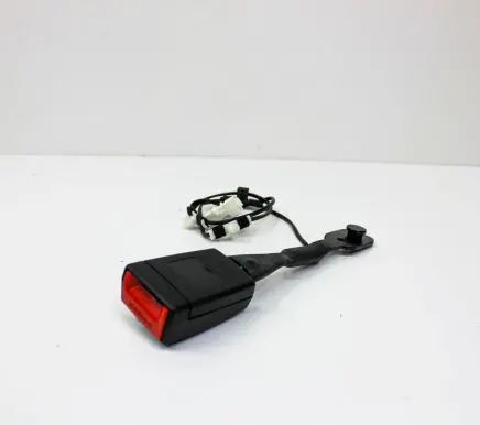 BMW 5 G30 G31 Front seatbelt buckle 7359090