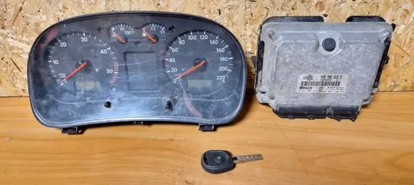 Volkswagen Golf IV Speedometer (instrument cluster) 1j0919860b