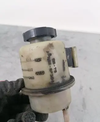 Nissan Pathfinder R51 Power steering fluid tank/reservoir 9978 49180EA000