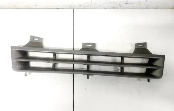 Opel Kadett E Front bumper lower grill Op07001 ZZ02620