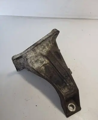 BMW 3 E46 Engine mounting bracket 6754185