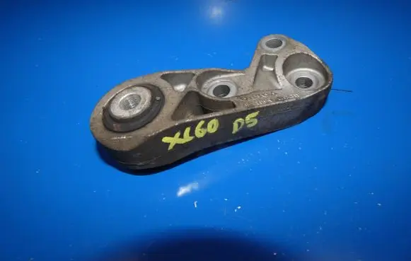 Volvo XC60 Gearbox mounting bracket 31277468