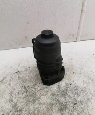Volvo V70 Oil filter mounting bracket 6740273109