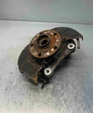 Volkswagen PASSAT B6 Front wheel hub spindle knuckle 805657A