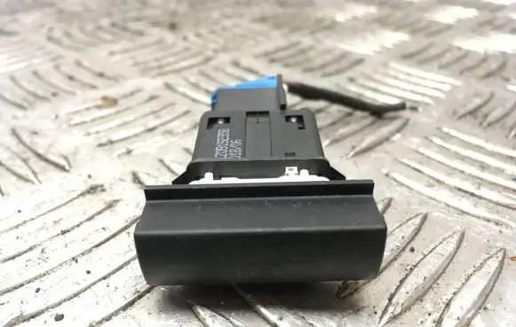Skoda Octavia Mk2 (1Z) Passenger airbag on/off switch 1Z0919235B 01806
