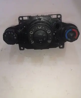 Ford Fiesta Climate control unit 8A6118549 0A6119980AF
