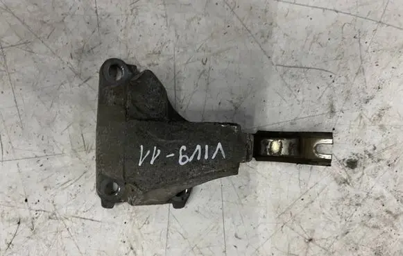 Opel Vivaro Driveshaft support bearing bracket 397743031R