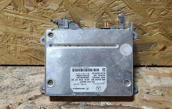 Mercedes-Benz E W211 Bluetooth control unit module A2118702726