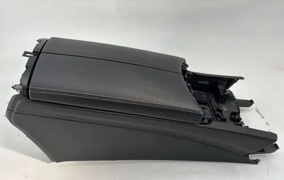 Mercedes-Benz C W205 Center console A2056801950