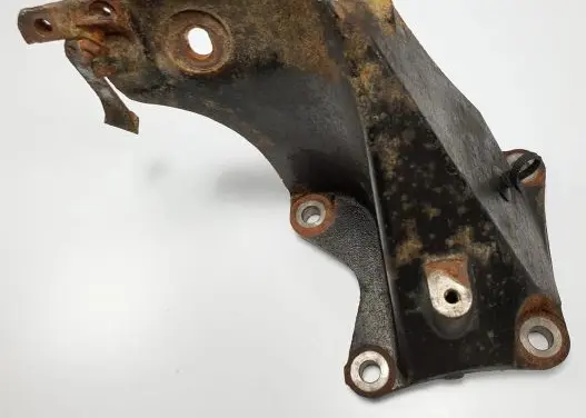 Land Rover Range Rover L322 Engine mount bracket 6H43-6037-AB