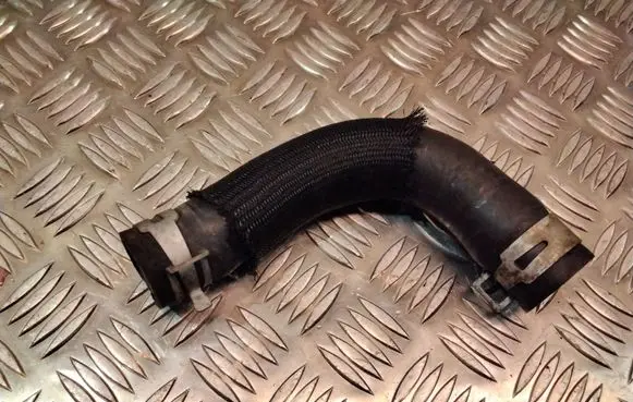 Mazda 6 Engine coolant pipe/hose 040521