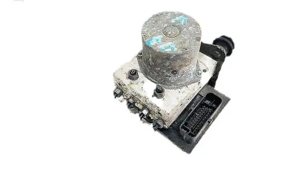 Volkswagen PASSAT B6 ABS Pump 8R0907379M 8R0614517AG