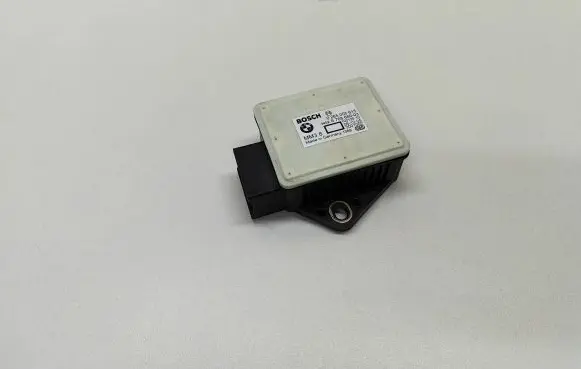 BMW 5 E60 E61 ESP acceleration yaw rate sensor 6768680 0265005615 3452676868003