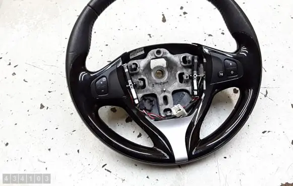 Renault Clio IV Steering wheel 484007003r