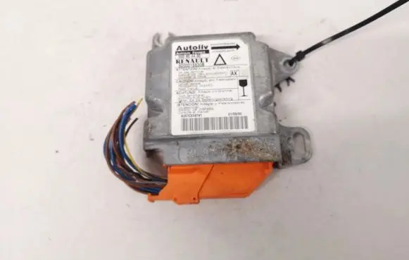 Renault Laguna I Airbag control unit/module 8200018830b 550804400