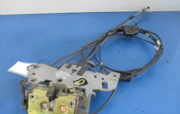 Chrysler Grand Voyager IV Rear door lock