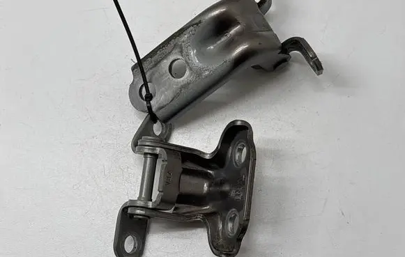 Subaru Forester SL Rear door hinge set 46N