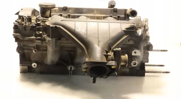 Peugeot 407 Engine head 9641752610