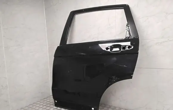 Rear door
