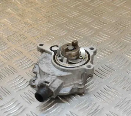 Ford Mustang VI Vacuum pump BB5E2A451BD