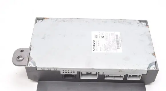 Volvo V70 Sound amplifier 31310010