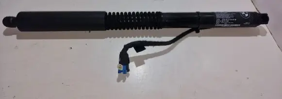 BMW X3 G01 Tailgate strut 7397322 18202210 211054792G00777