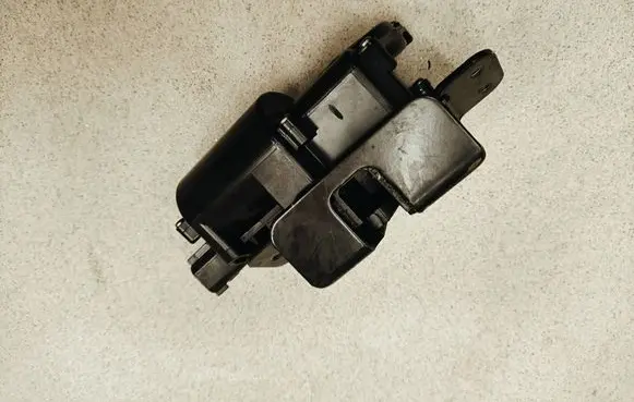 Opel Insignia A Tailgate/trunk/boot lock/catch/latch 13503467