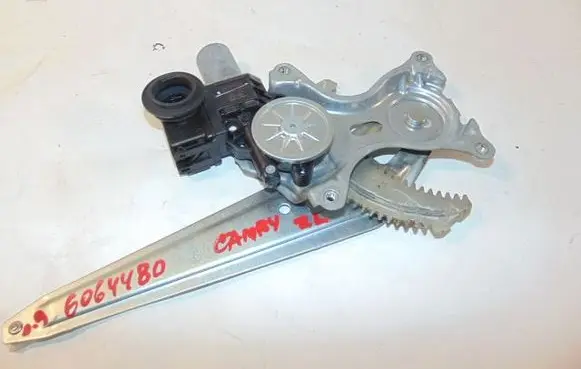 Toyota Camry VIII XV70 Rear door window regulator with motor 6980433070 8571033290