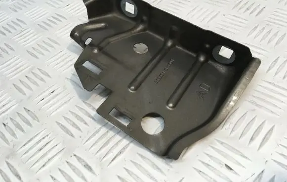 Citroen C4 Grand Picasso Fender mounting bracket 538331B15G8