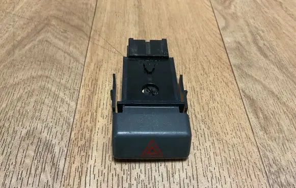 Volvo S40, V40 Hazard light switch 30629426 DOTSAEQC98 3803