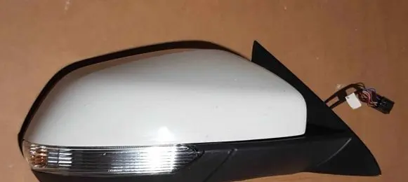 MG ZS Front door electric wing mirror 10604703WSB 10604703
