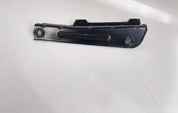 Alfa Romeo Stelvio Intercooler pipe mounting bracket 50540603