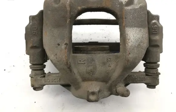 Toyota Verso-S Front brake caliper