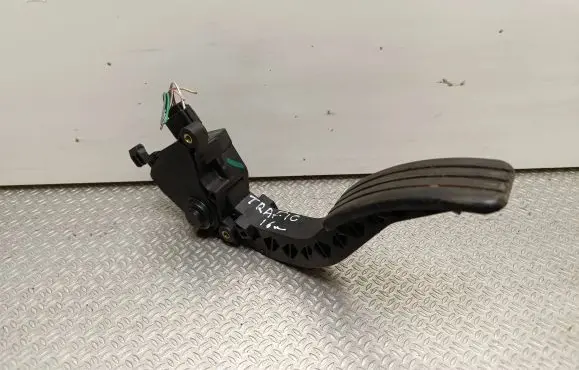 Renault Trafic III (X82) Accelerator throttle pedal 180020024R