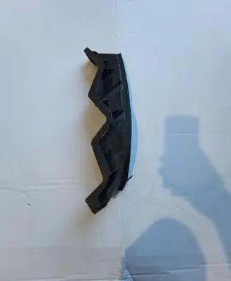 Volkswagen PASSAT B6 Front bumper mounting bracket 3C0807889