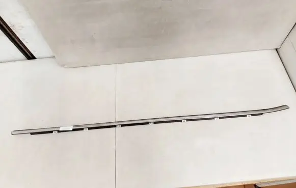KIA Pro Cee'd II Front door trim (molding) 