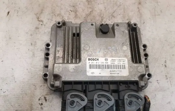 Renault Scenic II - Grand scenic II Engine control unit/module 8200527725 0281012589 8200527756