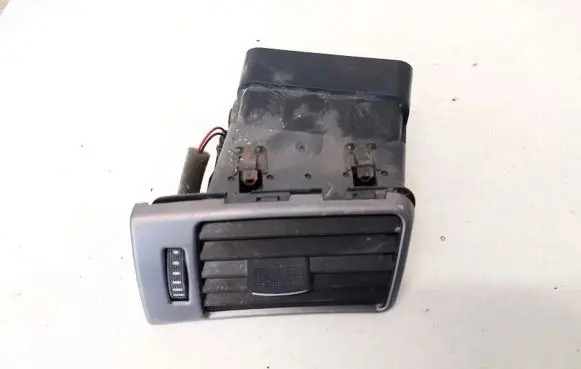 Audi A6 S6 C5 4B Dash center air vent grill 4B1820901