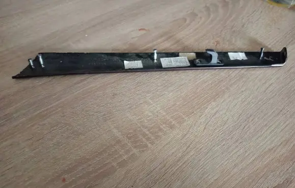 Audi A3 S3 8P Front door trim bar 8p4867409