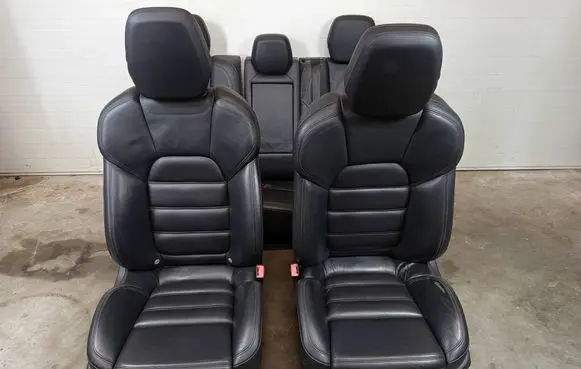 Porsche Cayenne (92A) Seat set 